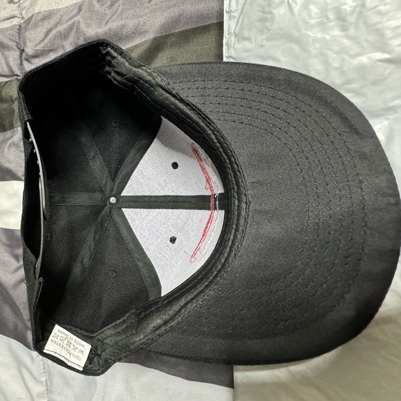 Snapback cap - Picture 3 of 4